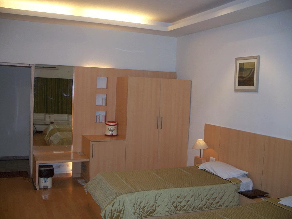 Hotel Sita Kiran Bareilly Exterior photo